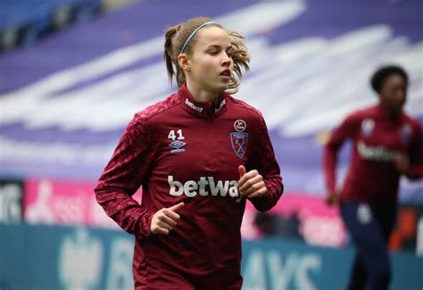 denton arsenal|Anouk Denton .